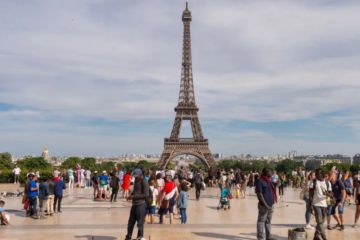 Why Eiffel Morning Tours Are Perfect For Solo Travelers